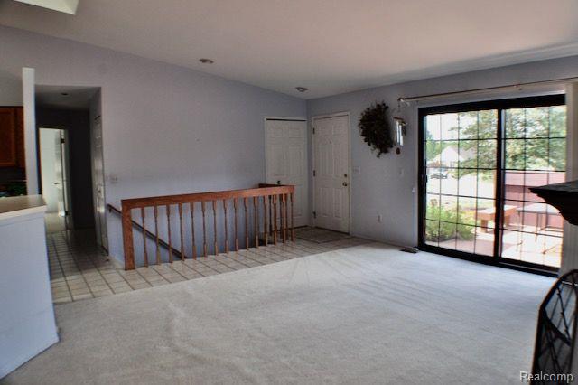 38843 COUNTRY Circle, 80, Farmington Hills, MI 48331 — Photo 6