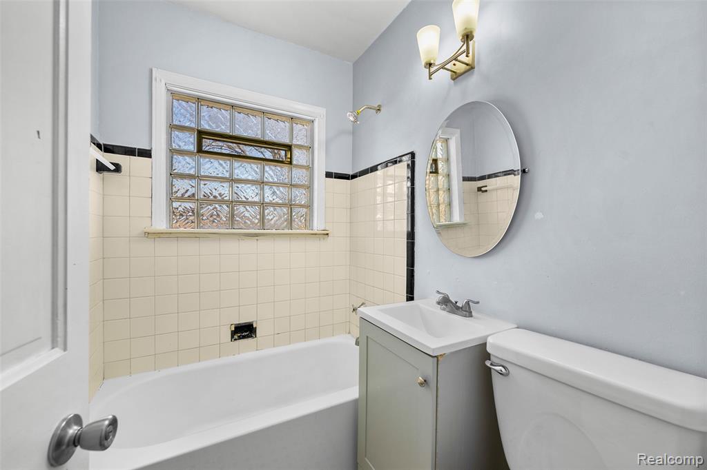 12203 Grandmont Avenue, Detroit, MI 48227 — Photo 19