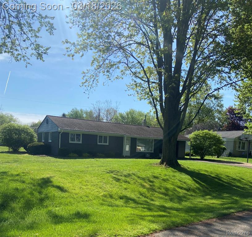 6372 Peach Drive, Clarkston, MI — front exterior