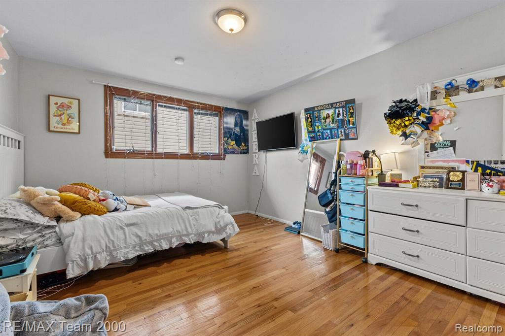 708 DOVER Street, Dearborn Heights, MI 48127 — Photo 18