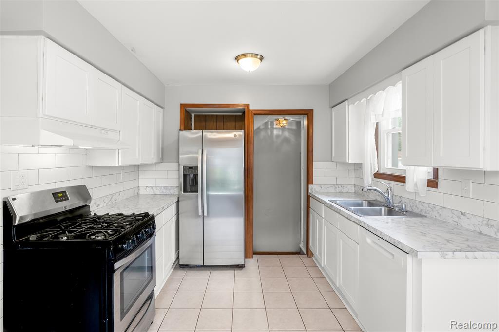 1946 Leblanc Street, Lincoln Park, MI 48146 — Photo 7