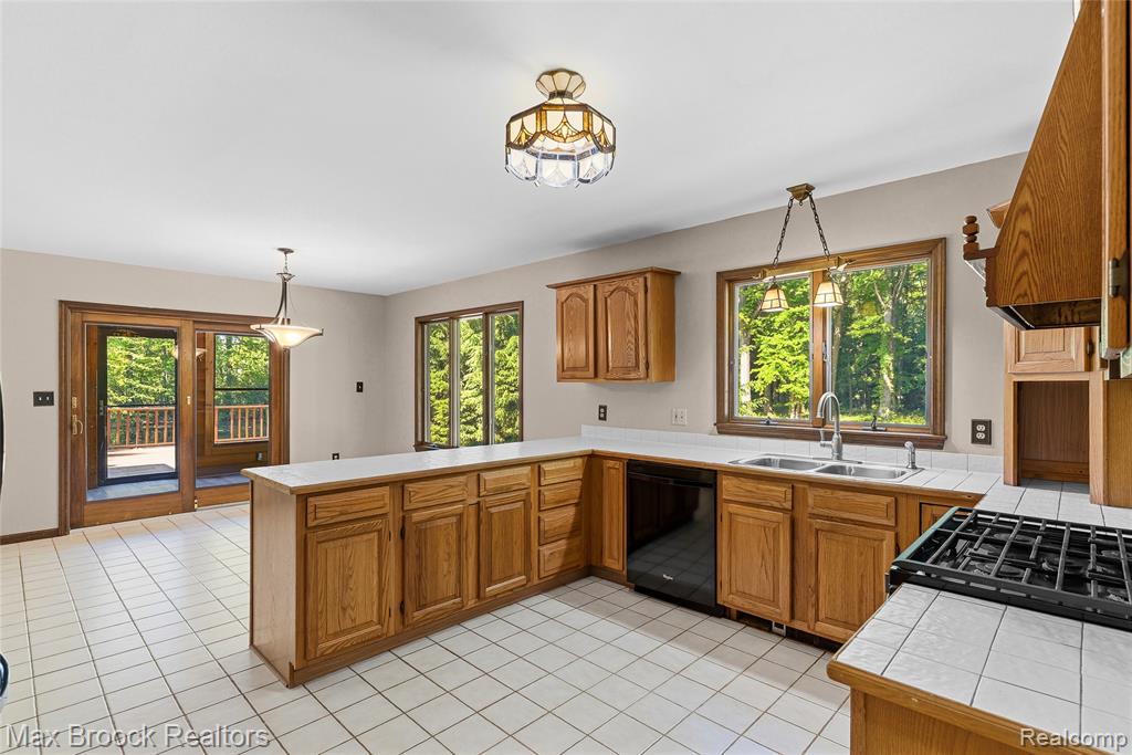 892 W Barnes Lake Road, Columbiaville, MI 48421 — Photo 28