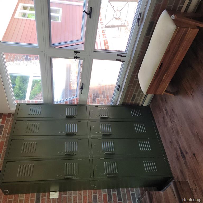 24640 Huron River Drive, Rockwood, MI — Photo 35