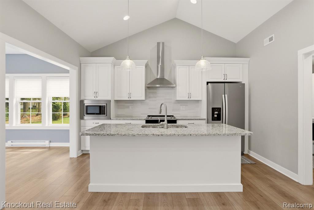 7422 Aspen Creek Drive, Midland, MI 48642 — Photo 14