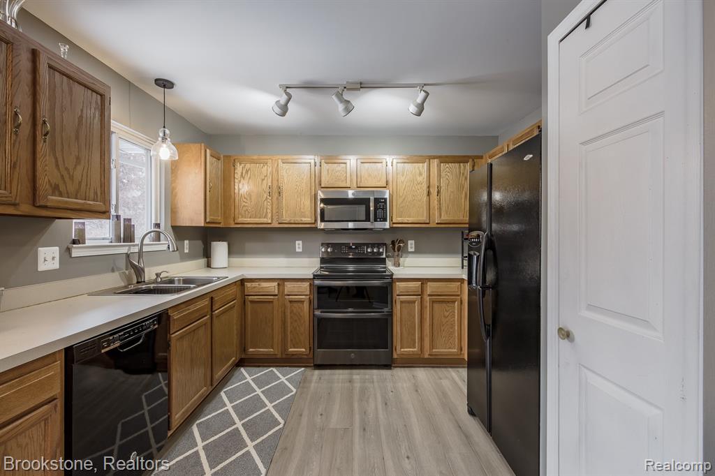 9305 Tiger Run Trail, Davison, MI 48423 — Photo 4