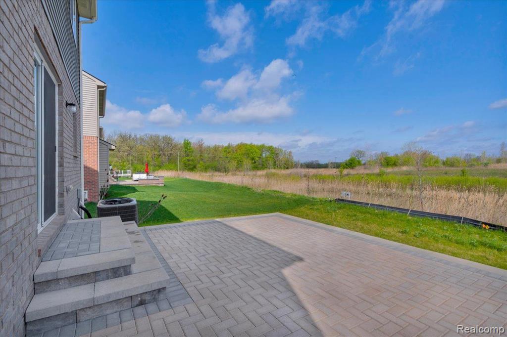 6555 BRISTOL Drive, Van Buren, MI 48111 — Photo 32
