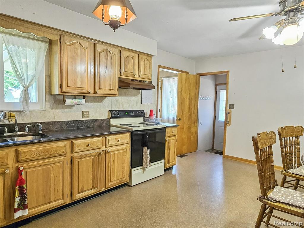 2100 Carleton West Road, Carleton, MI 48117 — Photo 10