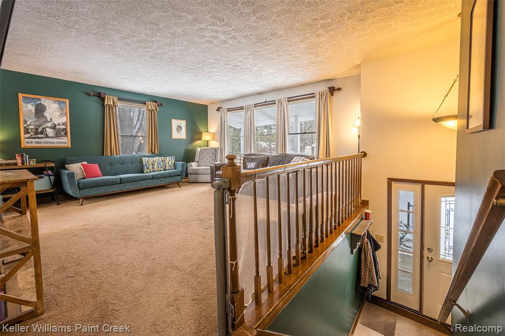 318 Smalley Drive, Mount Pleasant, MI 48858 — Photo 8