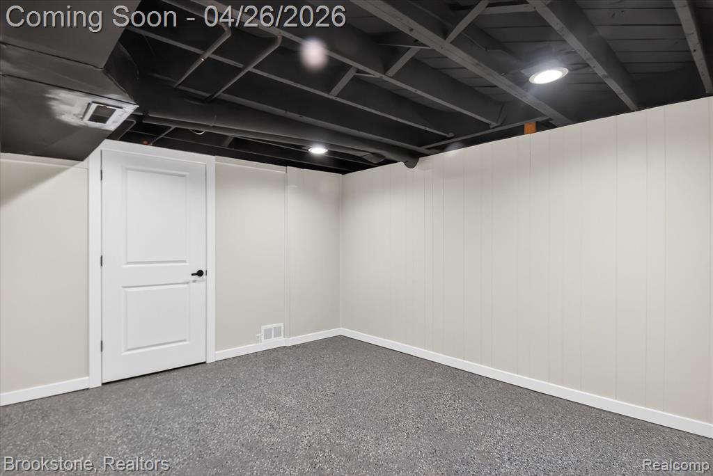 29807 Champine Street, Saint Clair Shores, MI 48082 — Photo 33
