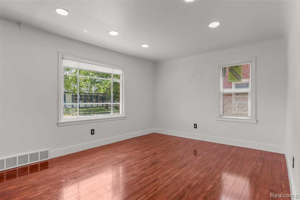 9225 Patton Street, Detroit, MI 48228 — Photo 7