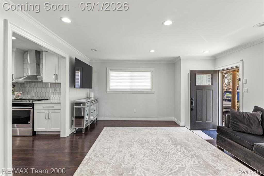 26622 Hass Street, Dearborn Heights, MI 48127 — Photo 7