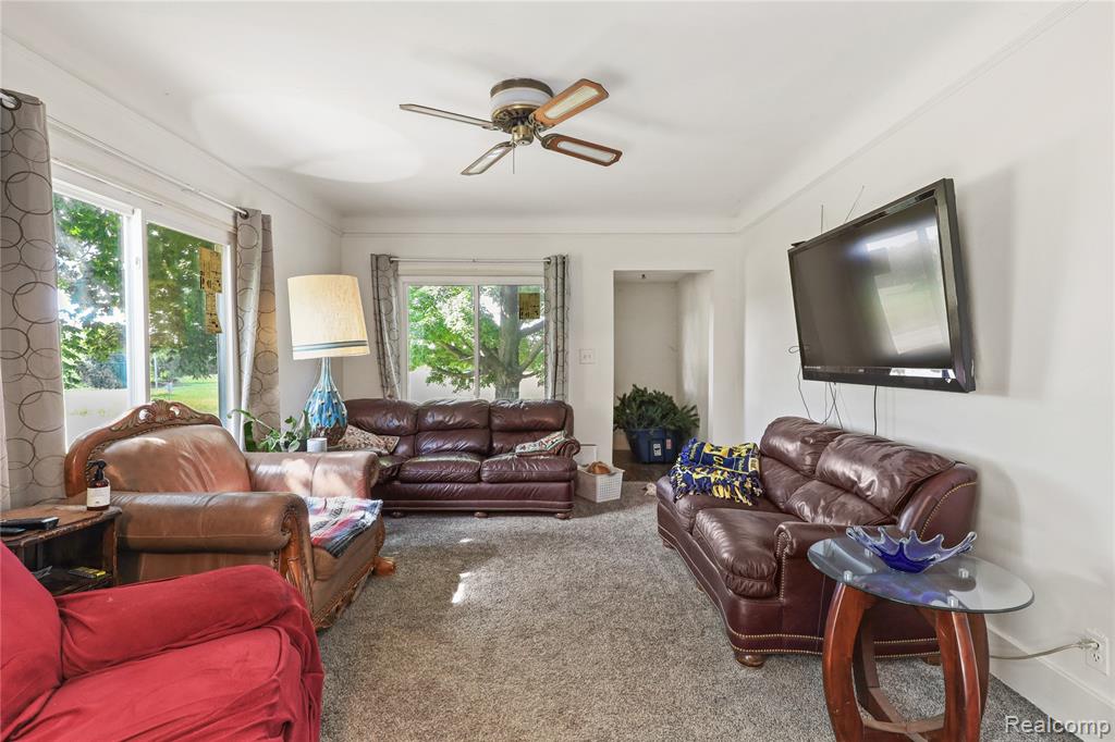 11359 Seymour Road, Gaines Vlg, MI 48436 — Photo 10