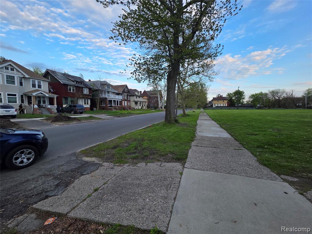 3439 Cadillac Boulevard, Detroit, MI 48214 — Photo 6