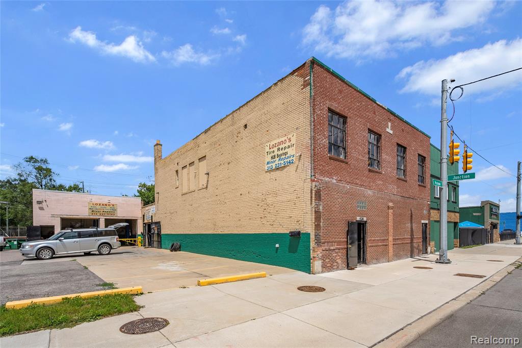 5536 MICHIGAN Avenue, Detroit, MI 48210 — Photo 6
