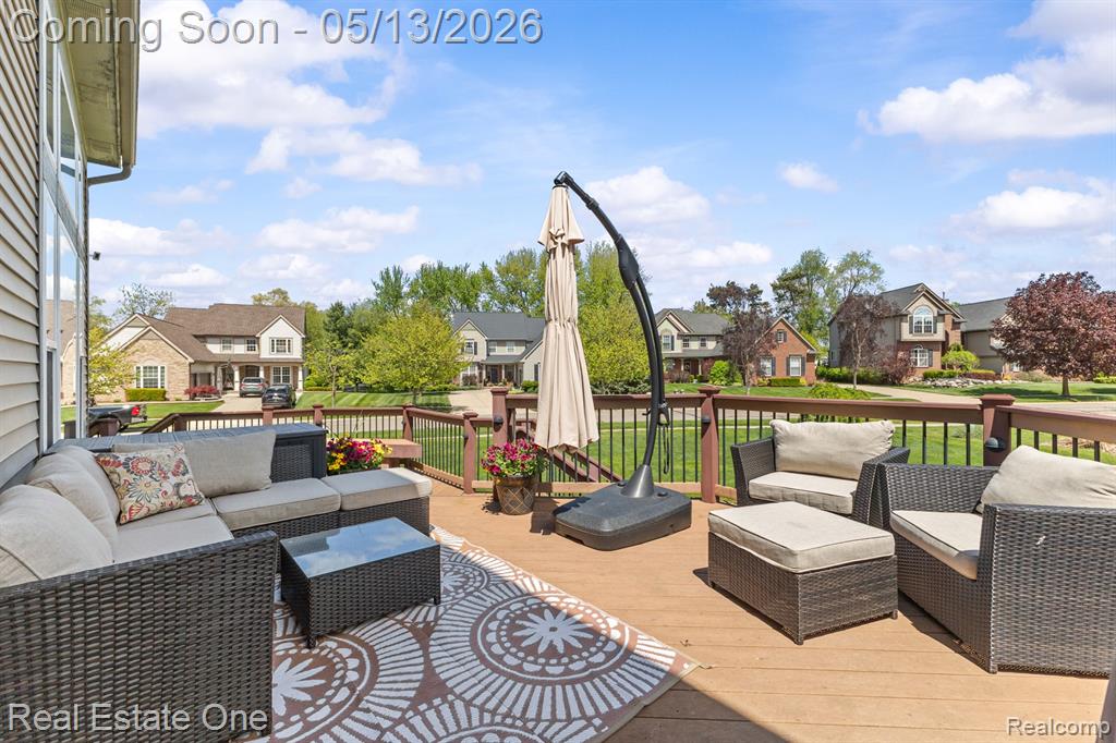 2057 Warbler Court, Commerce Twp, MI 48382 — Photo 32
