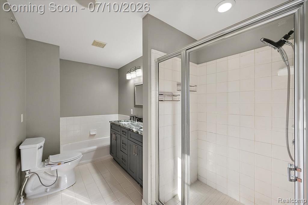 456 Boardwalk Drive, Walled Lake, MI 48390 — Photo 29