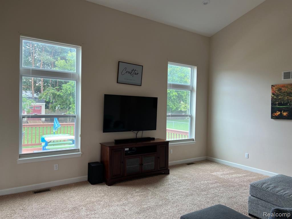 9308 MEADOWVIEW Drive, Davison, MI 48423 — Photo 12