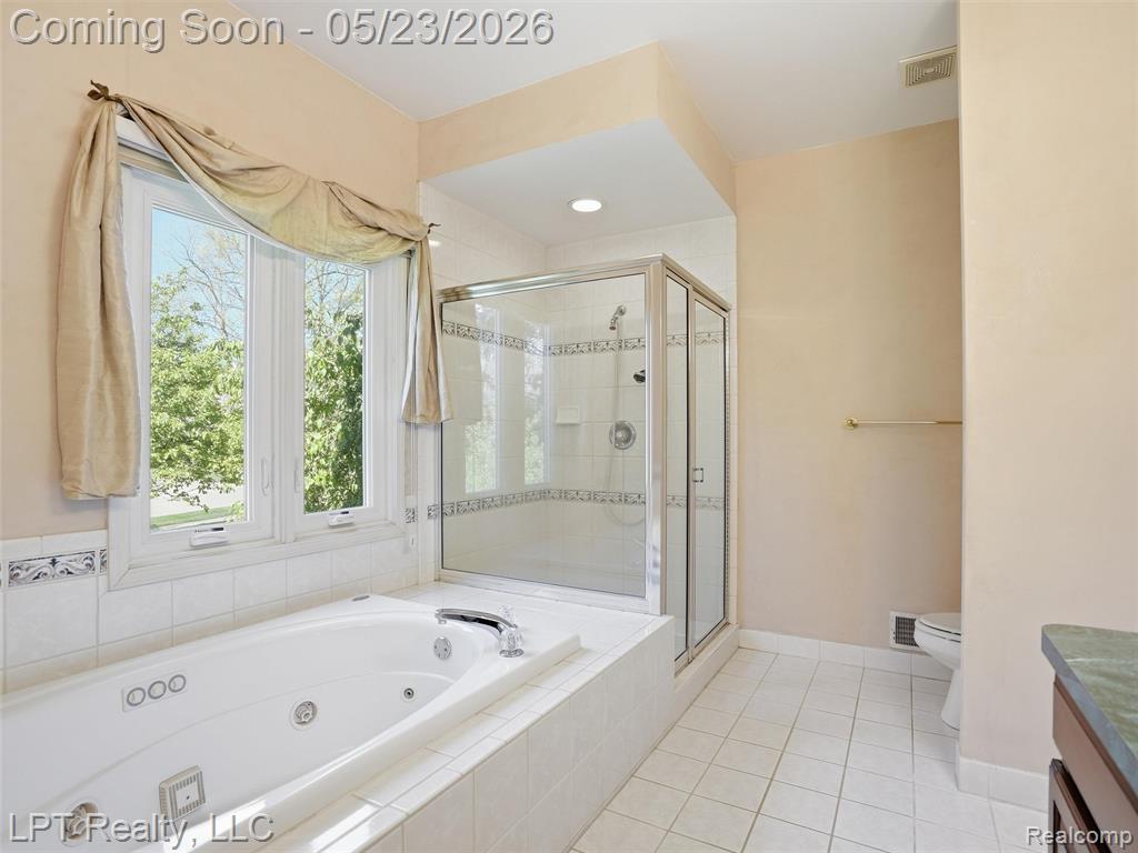 860 Troon, Highland, MI — Photo 25