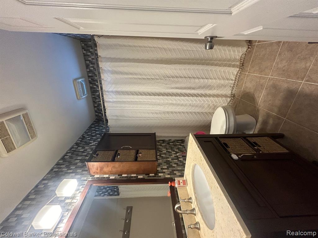 5220 Rockway Drive, Columbiaville, MI 48421 — Photo 8