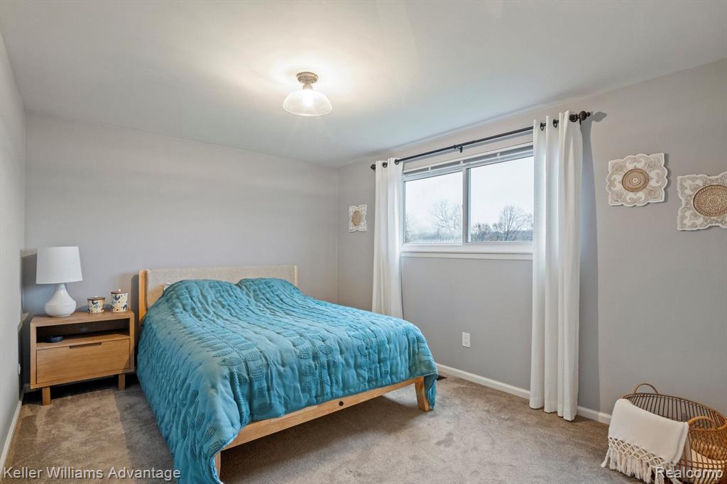 43924 ORLEANS, Canton, MI 48187 — Photo 26