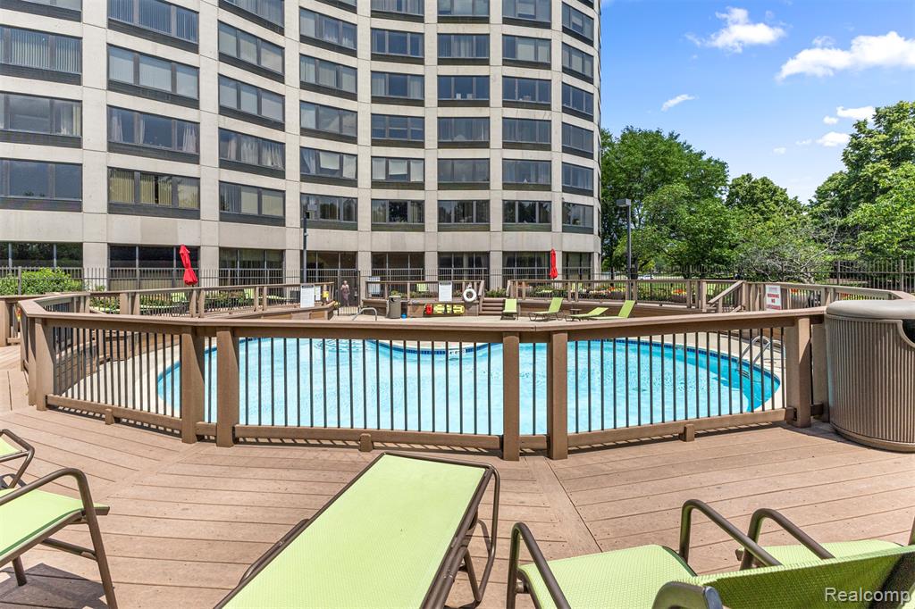 5000 Town Center, 1503, Southfield, MI 48075 — Photo 3