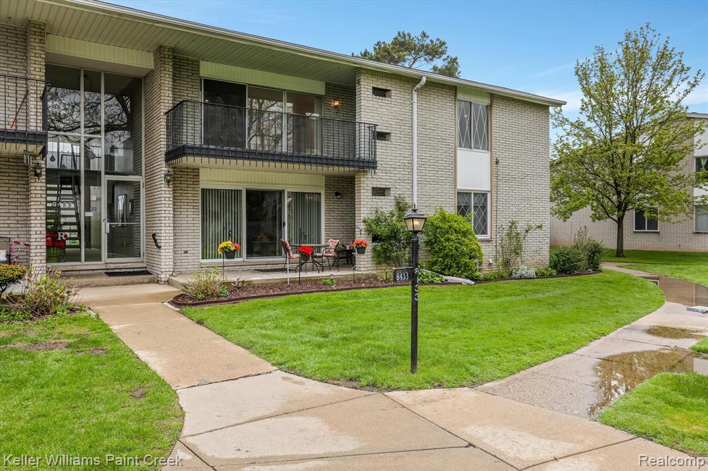 8433 Kennedy Circle, Warren, MI 48093 — front exterior