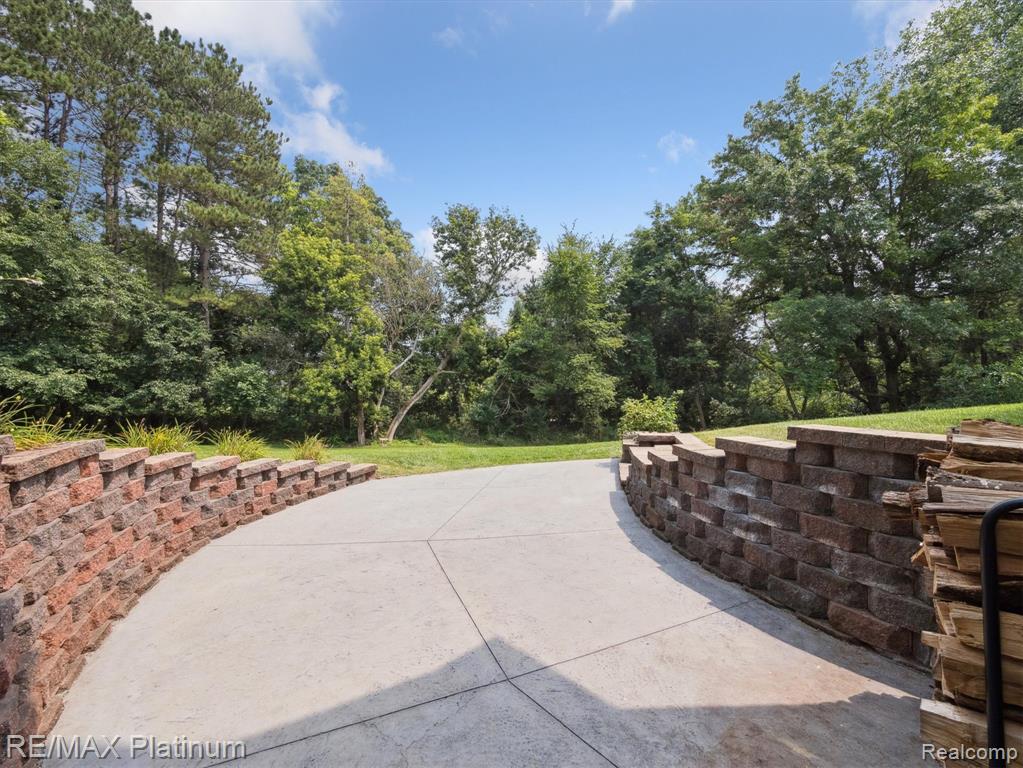 9071 Thornapple Drive, Pinckney, MI 48169 — Photo 62