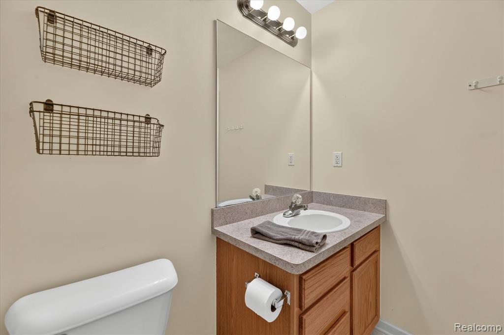 2445 Lorraina Lane, Hartland, MI 48353 — Photo 25