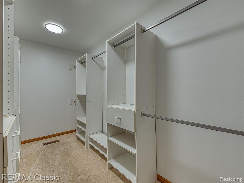 9415 N TERRITORIAL Road, Plymouth, MI 48170 — Photo 23