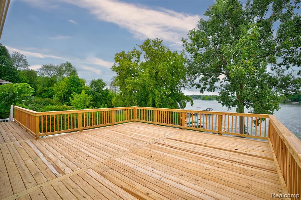 11476 Delmar Drive, Fenton, MI 48430 — Photo 38