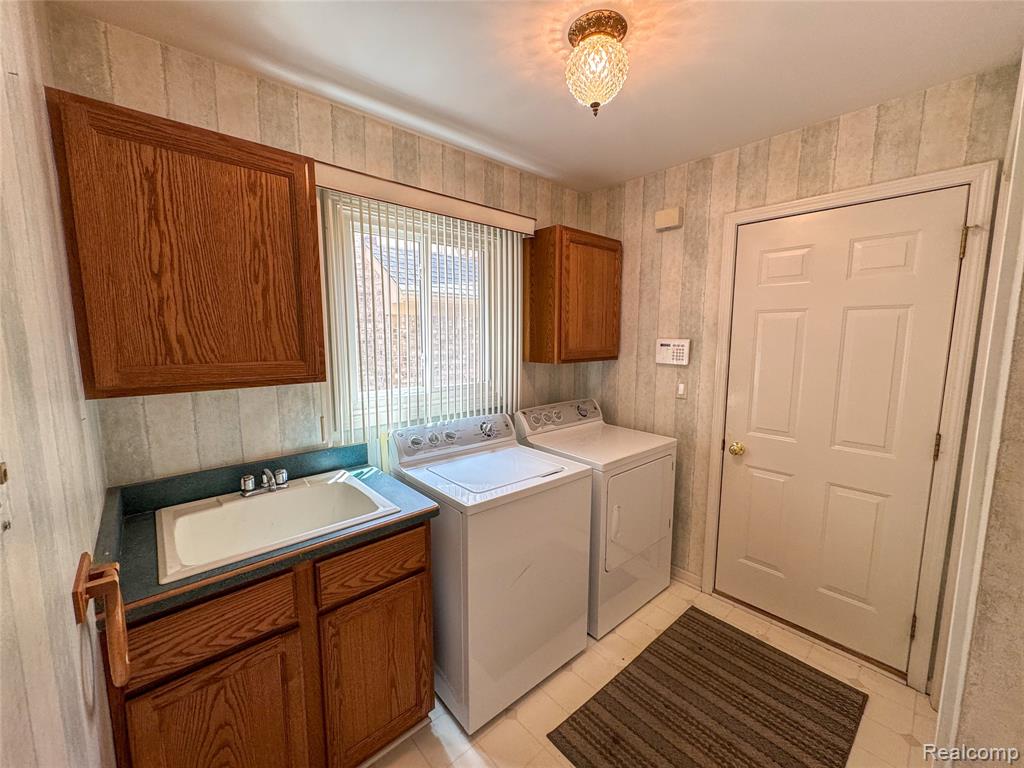 45325 Stonehedge Drive, Plymouth, MI 48170 — Photo 10