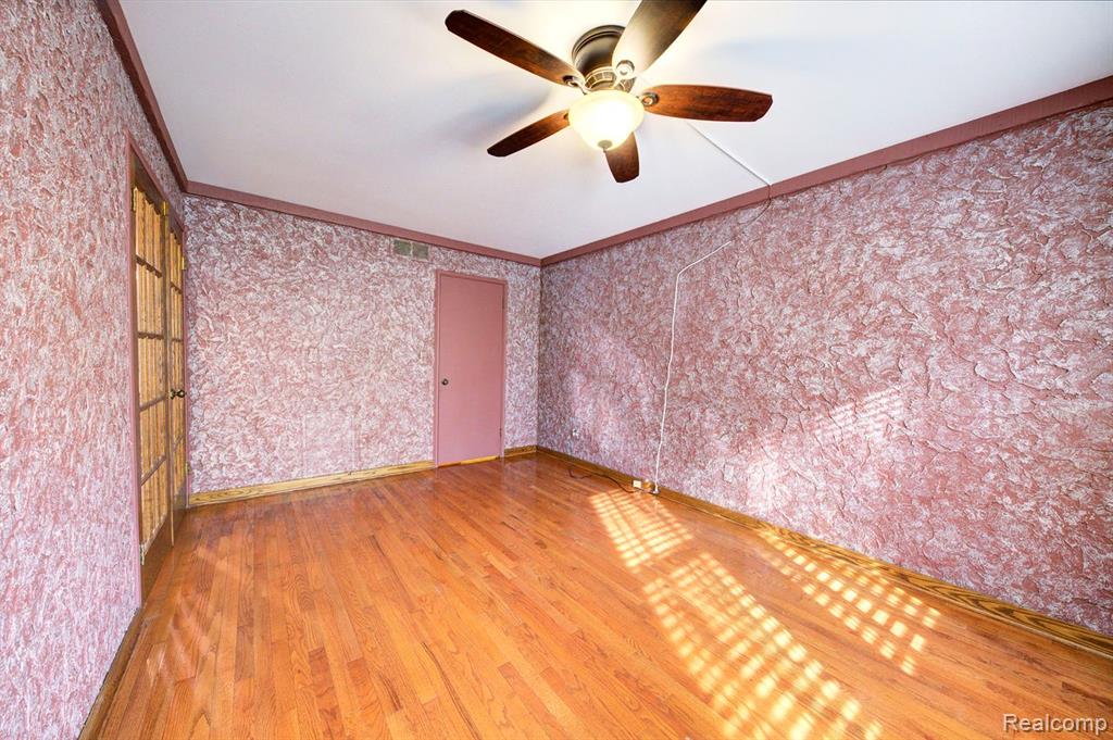 20832 E Glen Haven Circle, Northville, MI 48167 — Photo 10