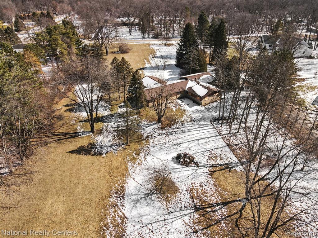 400 Liddy Drive, Brighton, MI 48114 — Photo 10