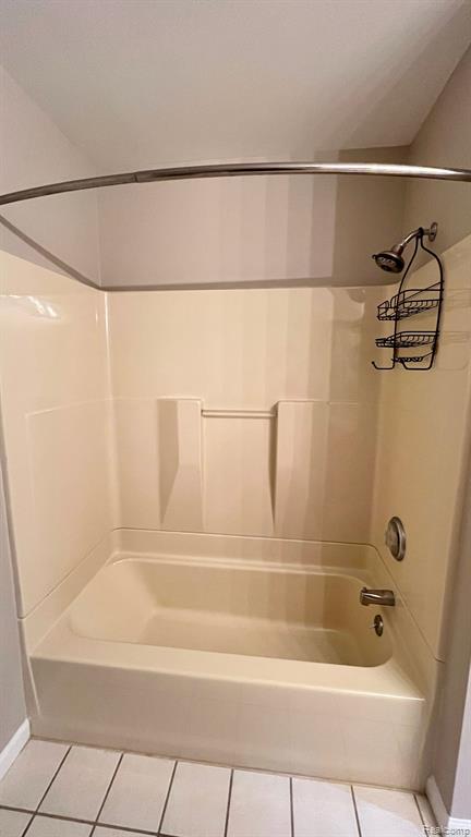 5341 WRIGHT Drive, Troy, MI 48098 — Photo 23