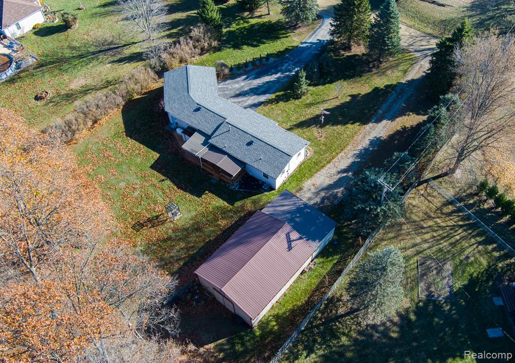 7283 Vanderploeg Lane, Imlay City, MI 48444 — Photo 40