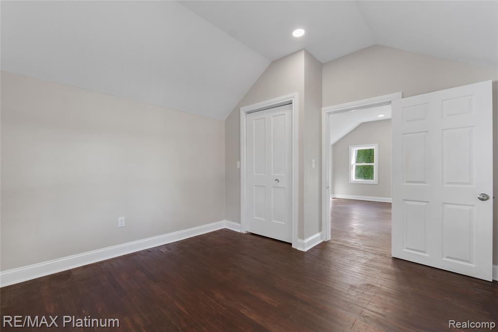 1605 S Hughes Road, Brighton, MI 48114 — Photo 9