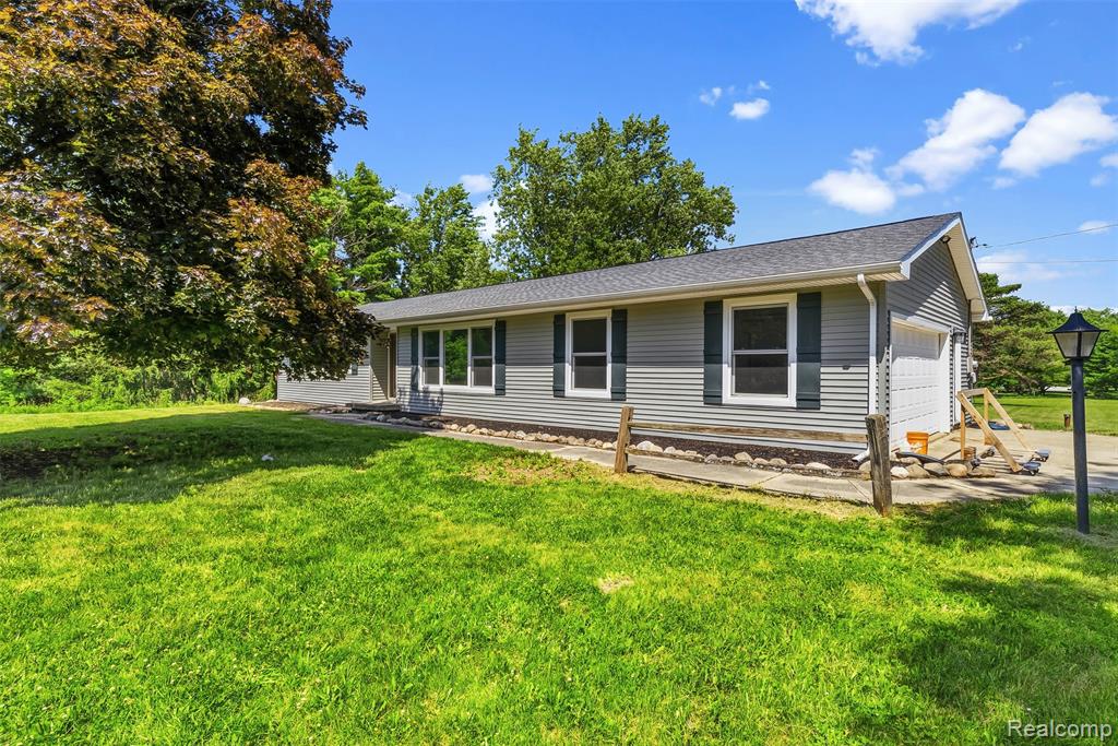 9200 Hickory Ridge Road, Holly, MI 48442 — Photo 4