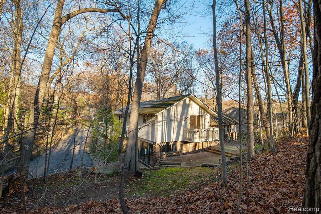 4993 Tiohero Boulevard, Clarkston, MI 48348 — Photo 8