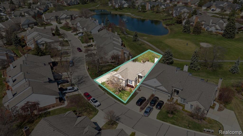 39472 EDGEWATER Drive, Northville, MI 48168 — Photo 58