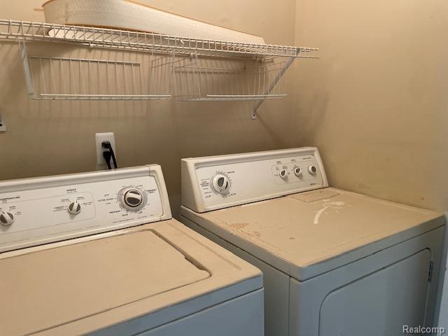 7002 Hayes Street, Grand Blanc, MI 48439 — Photo 17