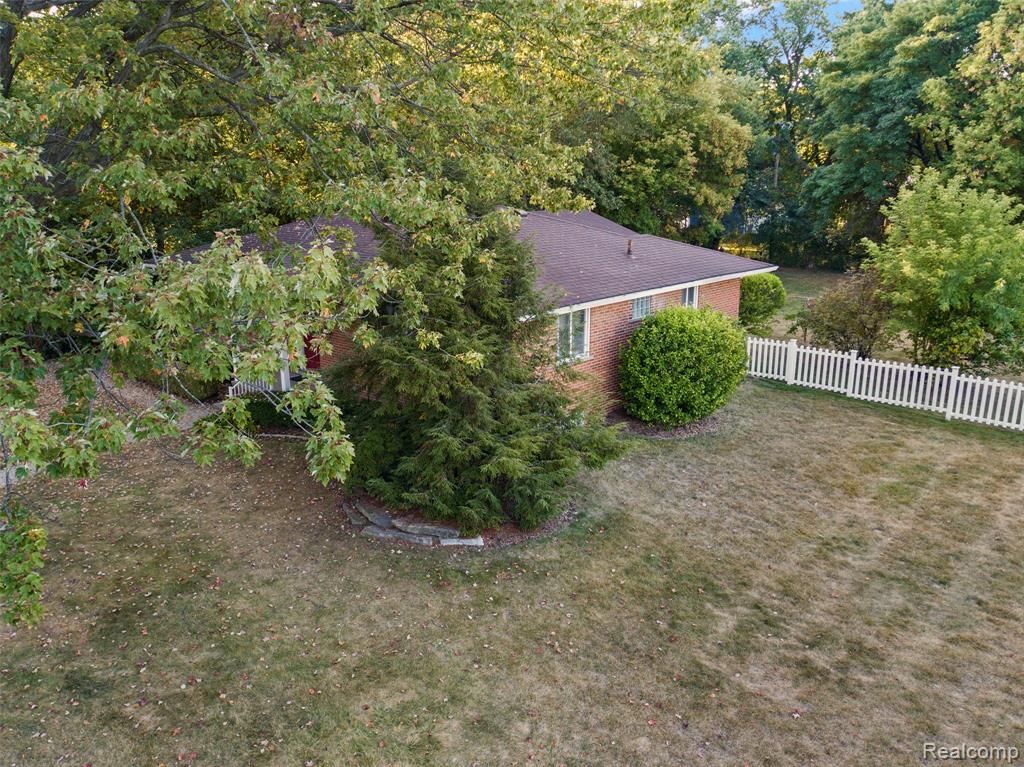 42 Gladwin Avenue, Clawson, MI — Photo 20