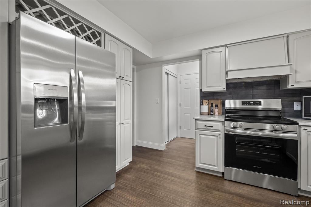 4603 Hedgewood Drive, Bloomfield Hills, MI 48301 — Photo 9
