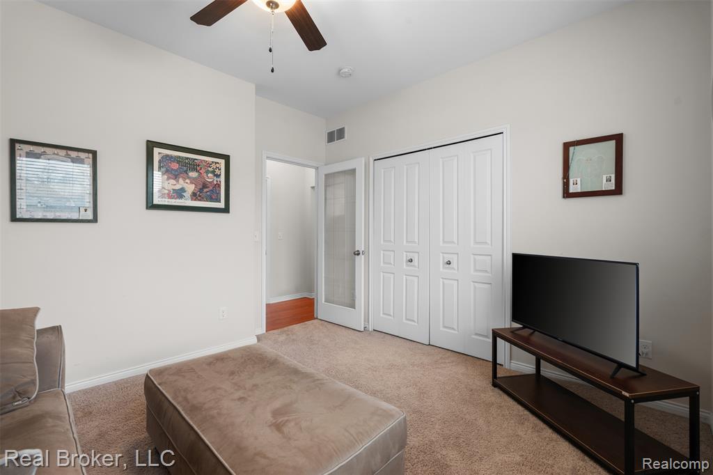5439 Morgan Lake Drive, Clarkston, MI 48348 — Photo 31