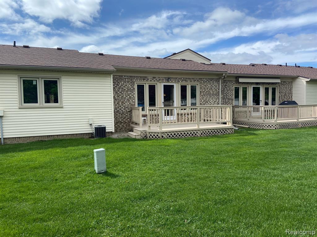 45624 ELM TREE Lane, Shelby Twp, MI 48315 — Photo 24