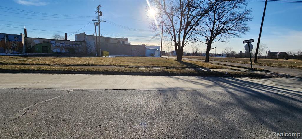 4261 ROSA PARKS Boulevard, Detroit, MI, 48208