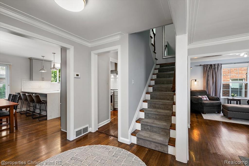 45 Cranford Lane, Grosse Pointe, MI 48230 — Photo 6