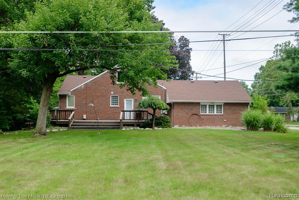 9205 Rocker Avenue, Plymouth, MI 48170 — Photo 38