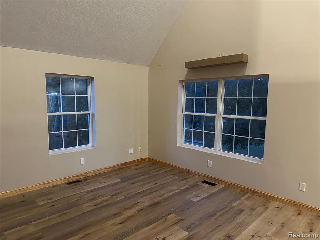 9825 Sheridan Road, Millington, MI 48746 — Photo 8