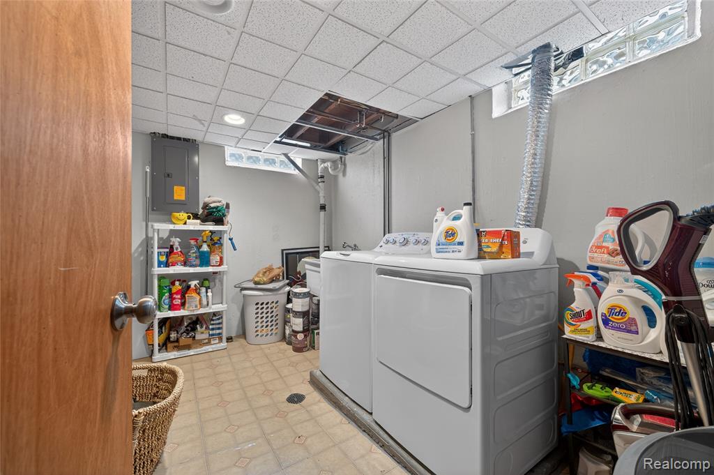 33225 Florence Street, Garden City, MI — Photo 14