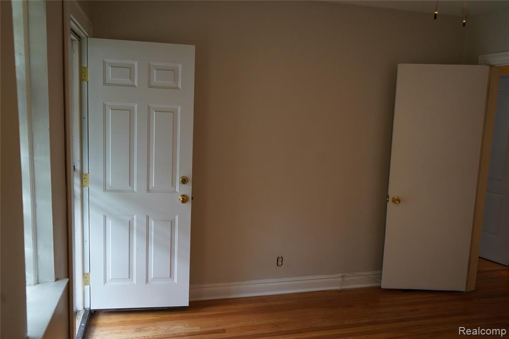 7010 Thatcher Street, Detroit, MI 48221 — Photo 12